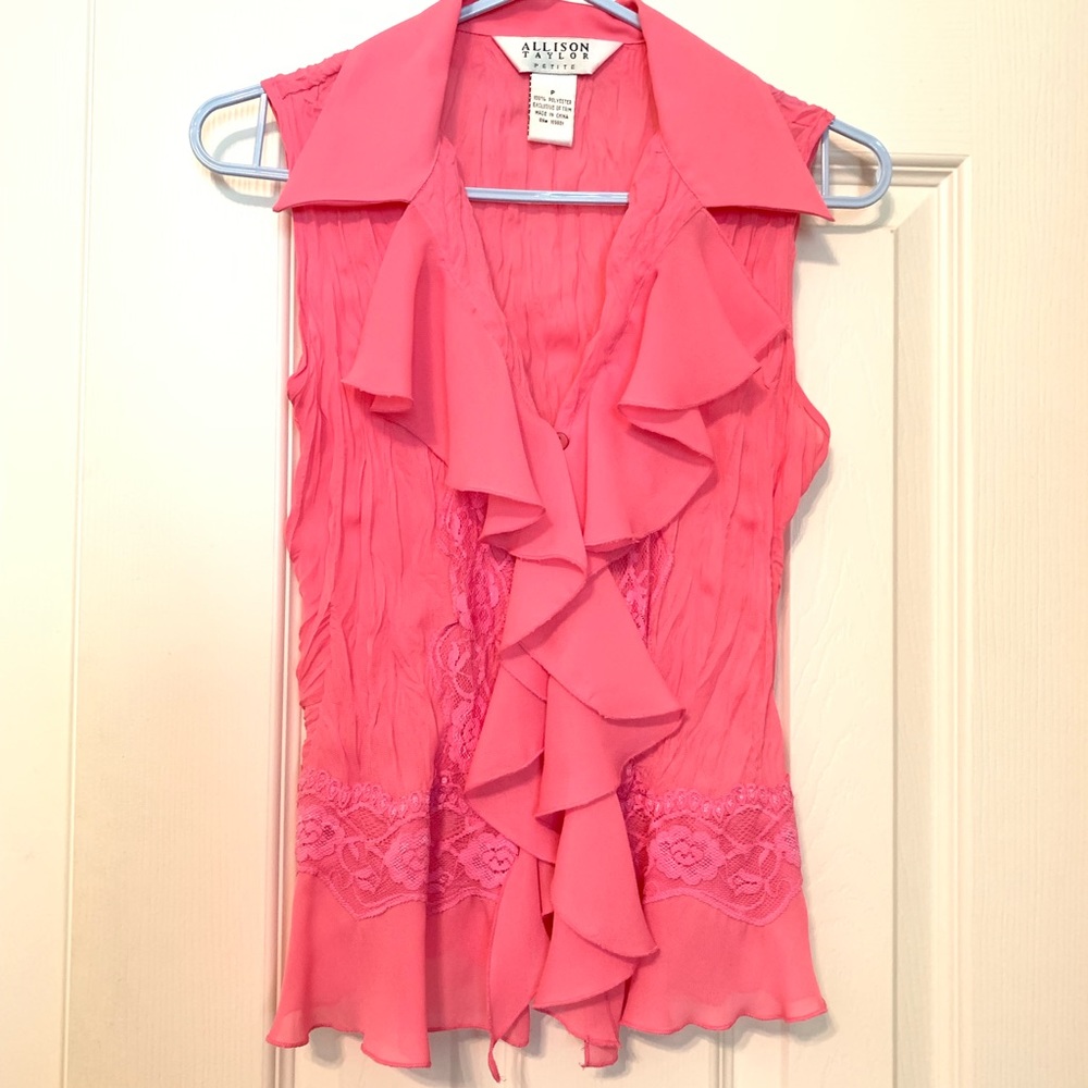 Sleeveless chiffon blouse